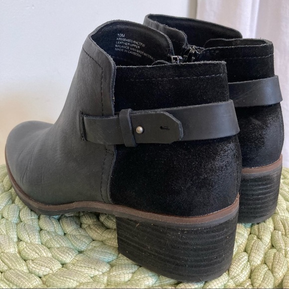 Kork-Ease Korks Sonya Black Matte Leather/Suede Buckle Ankle Boots/Booties - Picture 6 of 10